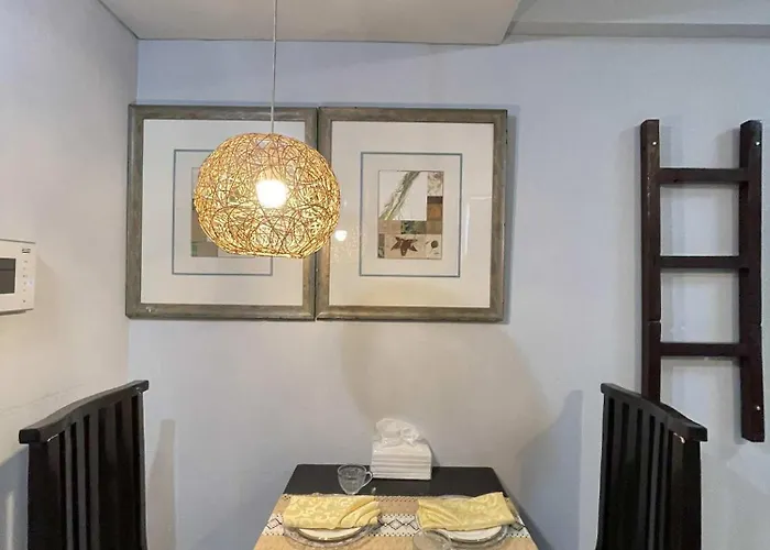 公寓式飯店 One Palm Tree Villas, Newport