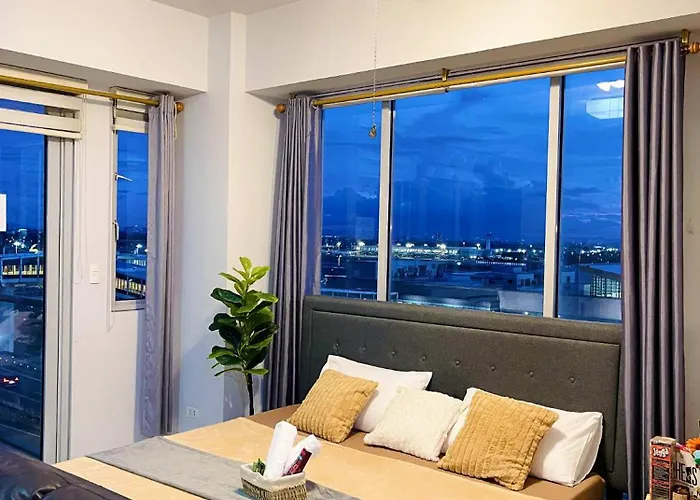 One Palm Tree Villas, Newport 公寓式飯店 *